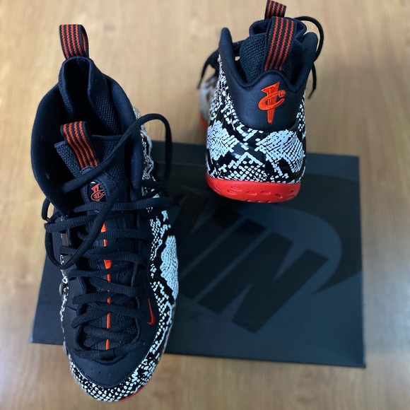 Albino Foamposits snake skin black and white. Red bottoms size 13 - Picture 3 of 9